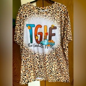 🎄NWOT TGIF Thank Goodness It’s Fall T-Shirt 22”PTP Size: XL w/Earrings